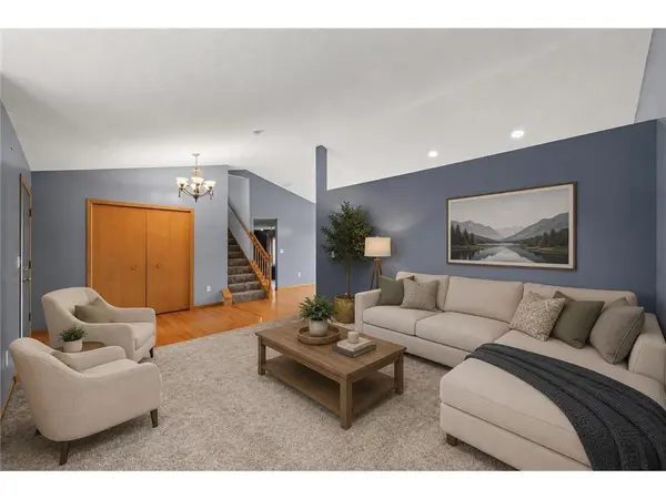 12628 Dutch CT, Apple Valley, MN 55124