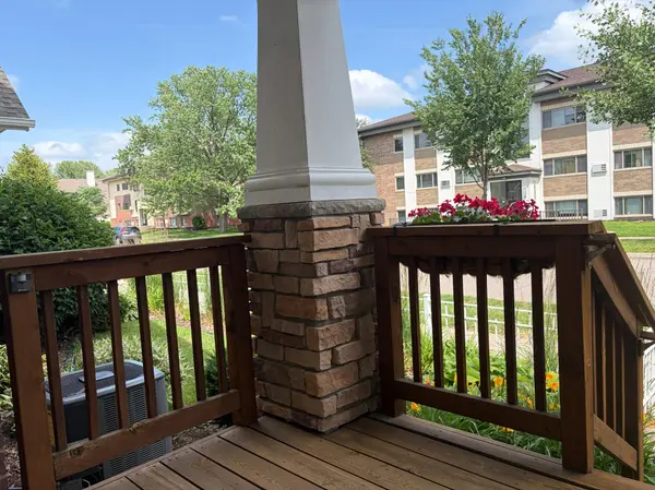 1087 Barclay ST, Saint Paul, MN 55106