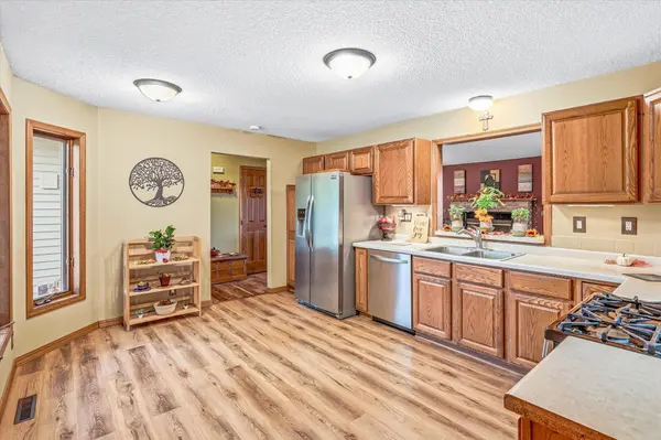 5900 259th ST, Wyoming, MN 55092