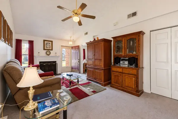 1137 Alandee St, Nashville, TN 37214