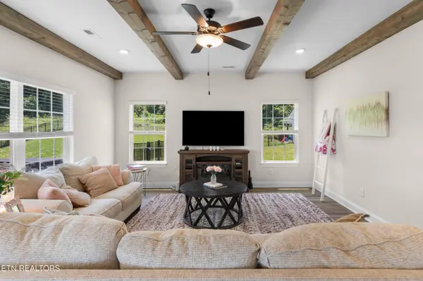 7204 Orchard Harvest Lane, Knoxville, TN 37924