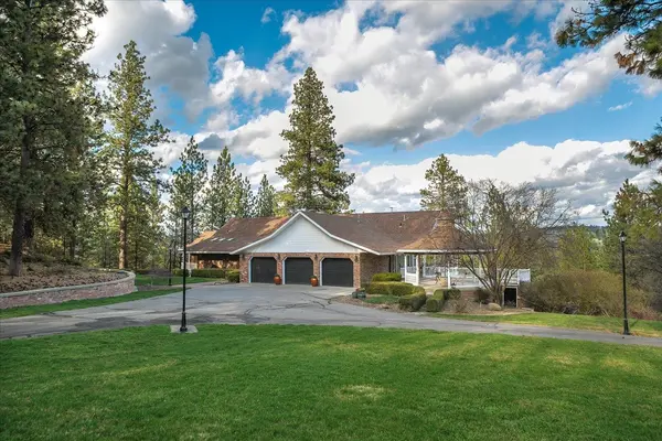 2012 S Molter Rd, Liberty Lake, WA 99019