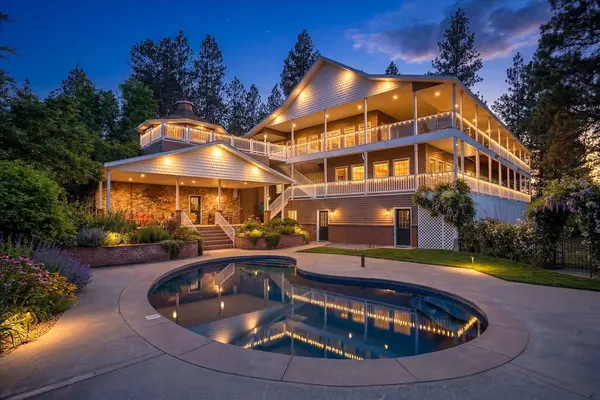 2012 S Molter Rd, Liberty Lake, WA 99019