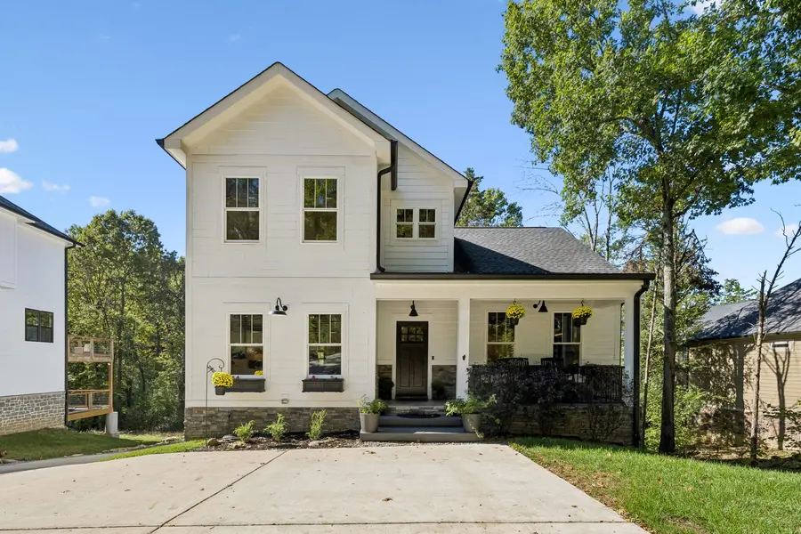 7715D Sawyer Brown Rd, Nashville, TN 37221