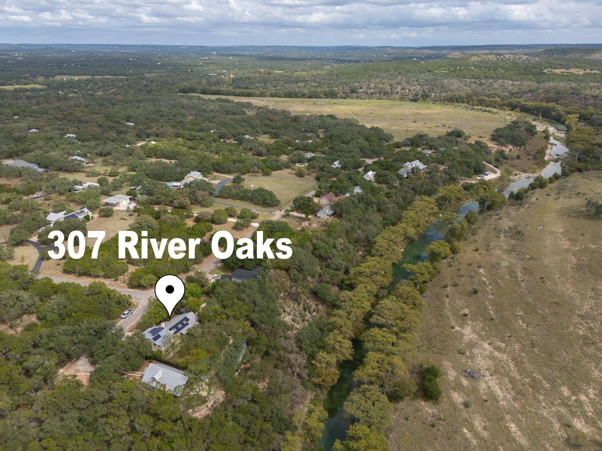 307 River Oaks DR, Wimberley, TX 78676