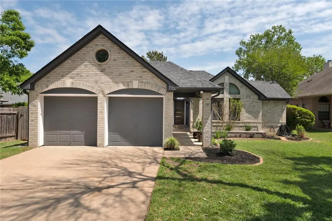 7703 Vail Valley DR, Austin, TX 78749
