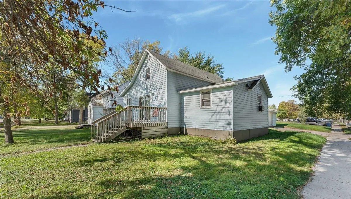 629 2nd ST, Hancock, MN 56244