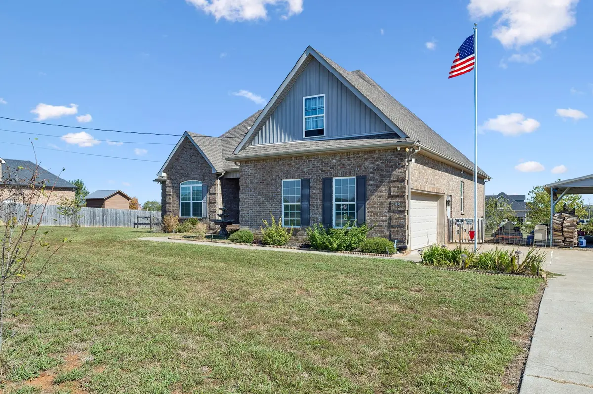 2002 Longview Rd, Bell Buckle, TN 37020