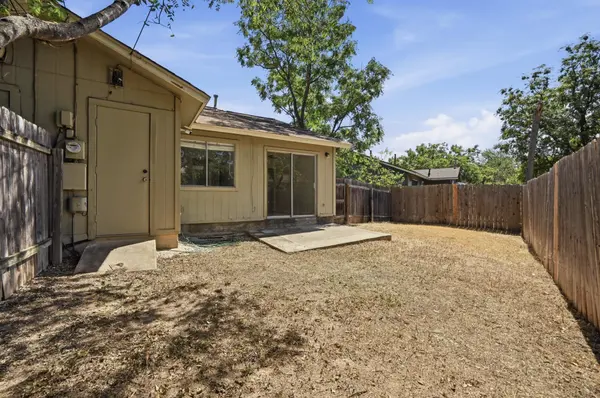 3221 DARNELL DR #A, Austin, TX 78745