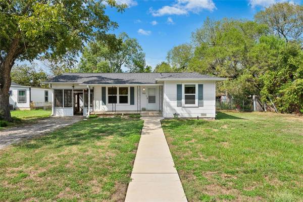 943 Clearfork ST, Lockhart, TX 78644