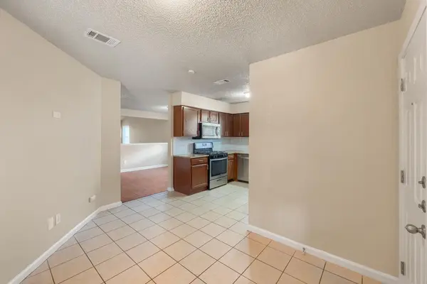 7712 Islander DR, Austin, TX 78749
