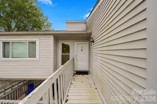 1050 21st AVE NW #50, Hickory, NC 28601