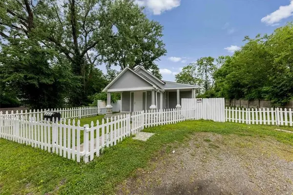 1108 S 39th ST, Kansas City, KS 66106