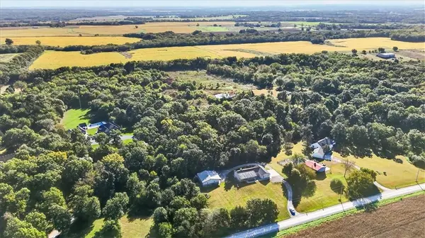 3815 Indiana RD, Pomona, KS 66076