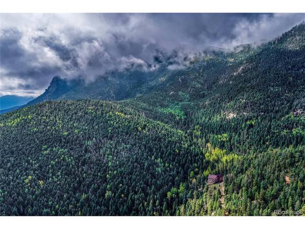 290 Earthsong, Manitou Springs, CO 80829
