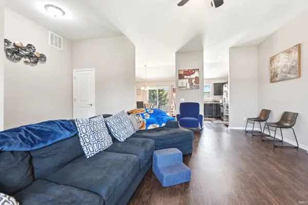 9304 Acacia Passage, Fort Wayne, IN 46835