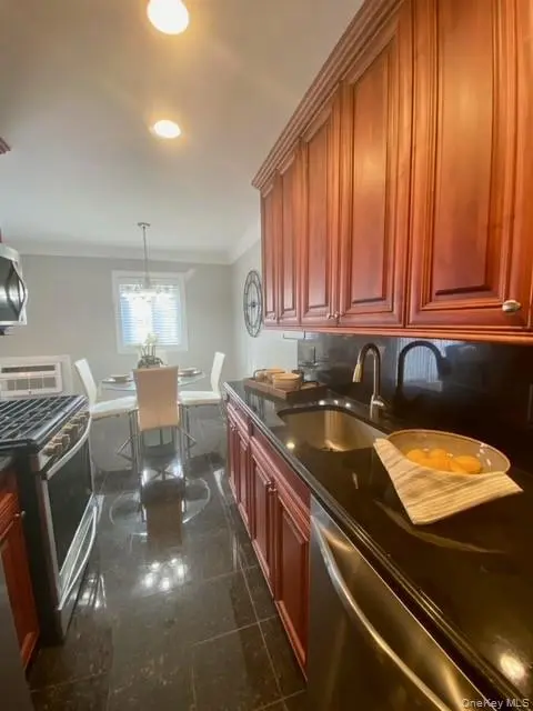 250 River AVE #130, Patchogue, NY 11772