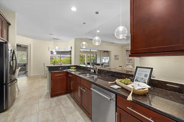 575 FORE DR, Bradenton, FL 34208