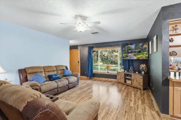 11129 W CEDAR LAKE DR, Crystal River, FL 34428