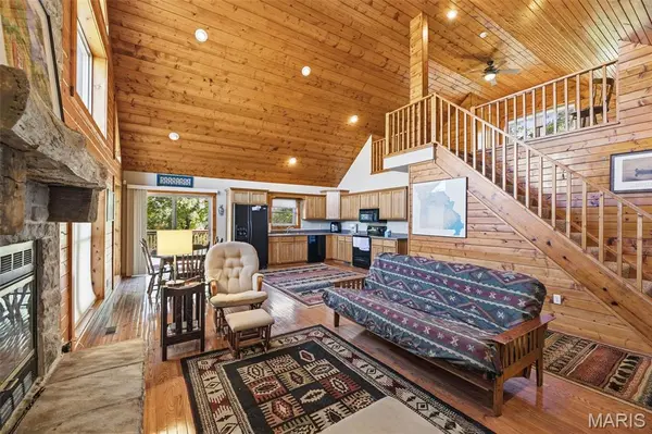 24596 Pike 244, Clarksville, MO 63336