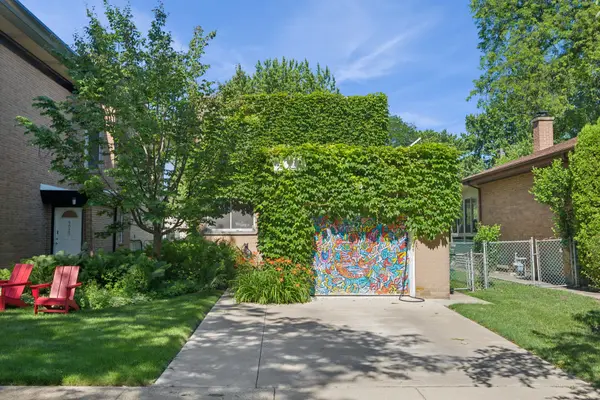 9024 Ewing AVE, Evanston, IL 60203