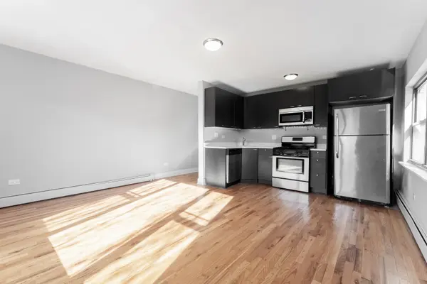 2620 W Foster AVE #2S, Chicago, IL 60625