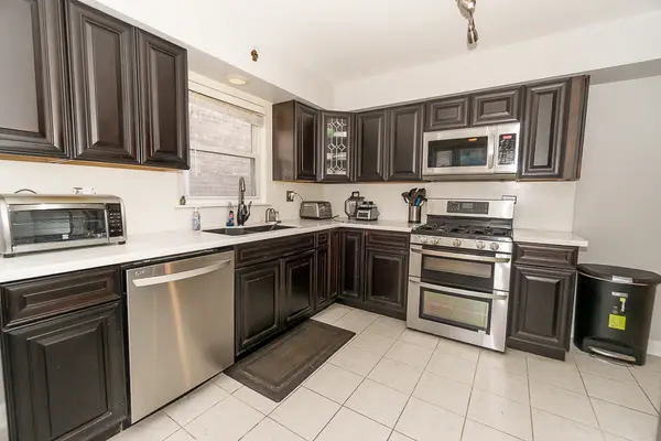 2503 Hainsworth AVE, North Riverside, IL 60546