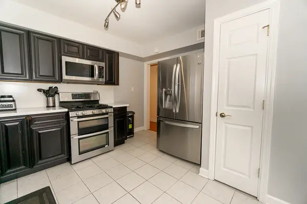 2503 Hainsworth AVE, North Riverside, IL 60546
