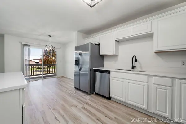 1399 Carolyn CT #1399, Yorkville, IL 60560