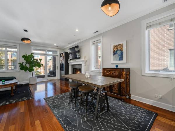 1043 W MONROE ST #3, Chicago, IL 60607