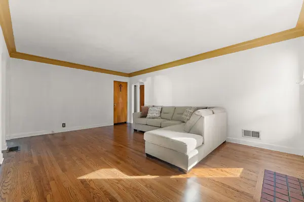 1341 Lincoln Street, Hobart, IN 46342