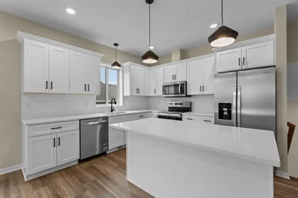 5305 Equinox PL NW, Rochester, MN 55901