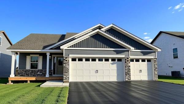 1656 Shasta DR, Shakopee, MN 55379