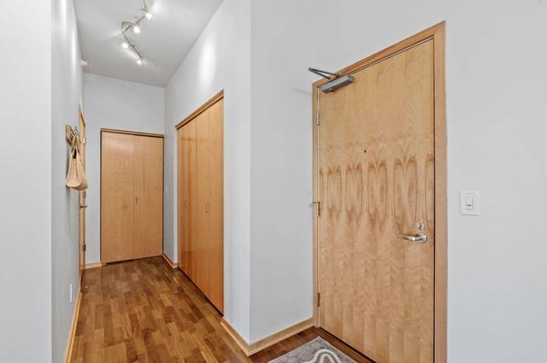 4525 Park Commons DR #521, Saint Louis Park, MN 55416