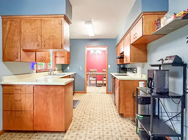 219 E Hollett ST, Tracy, MN 56175