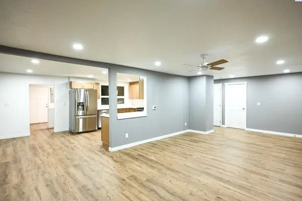 1623 W 1st Ave, Kennewick, WA 99336