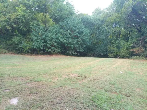 0 W 3rd St, Columbia, TN 38401