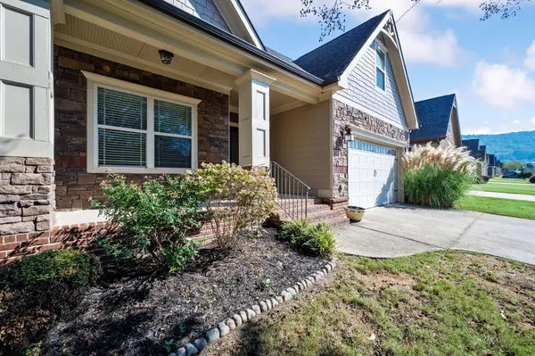 8557 Seven Lakes Drive, Ooltewah, TN 37363