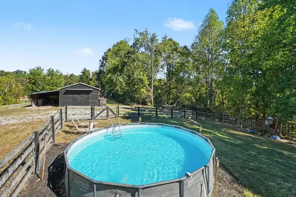 1101 Bryant Perry Rd, Bethpage, TN 37022