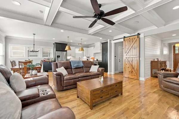 1908B Sheridan Rd, Nashville, TN 37206