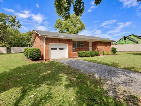 430 County Rd 890, Etowah, TN 37331