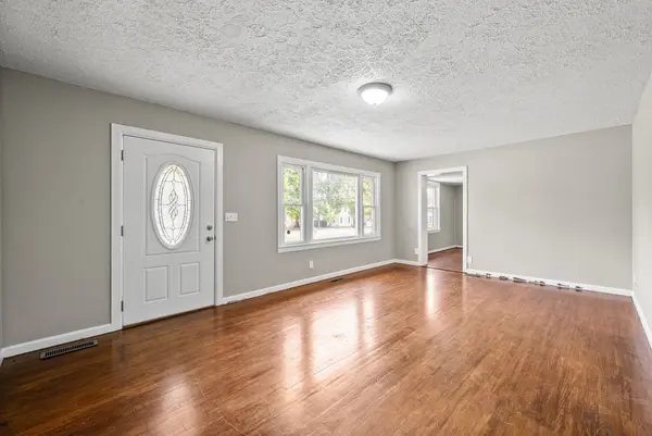 614 Sanderson Dr, Hopkinsville, KY 42240