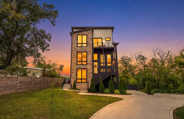 2211 Summitt Ave #A, Nashville, TN 37218