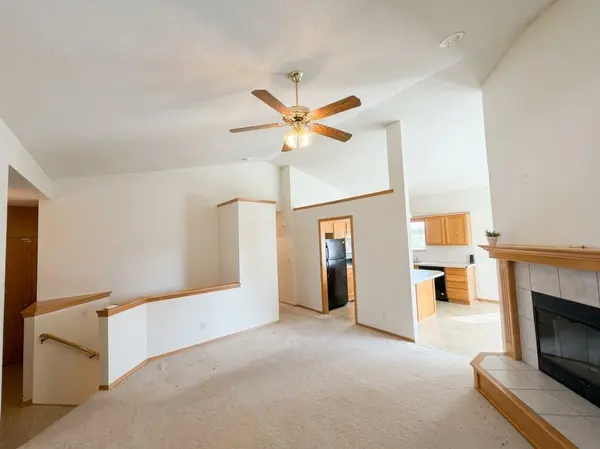 715 E Laramie Cir, Maize, KS 67101