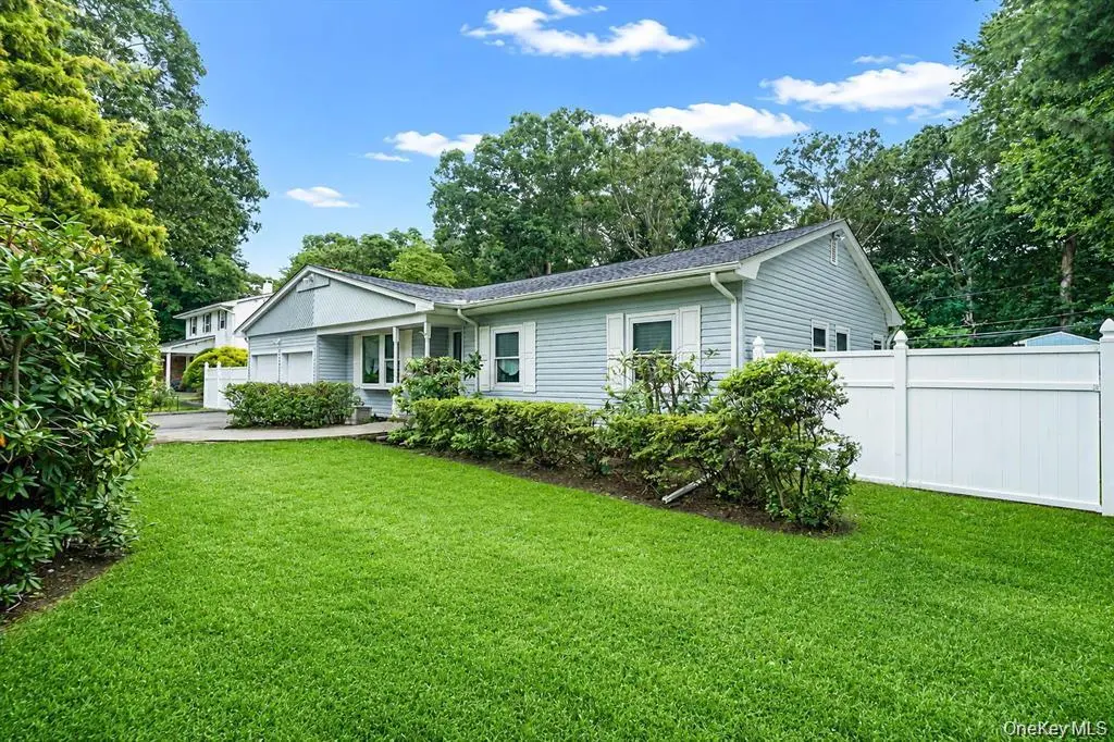 12 Beecher ST, Coram, NY 11727