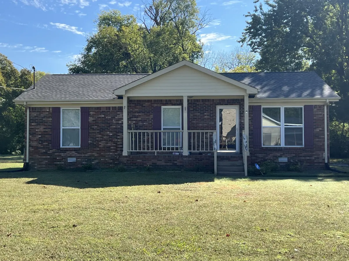 345 Marrell St, Gallatin, TN 37066