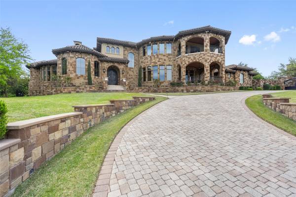 210 Costa Bella DR, Austin, TX 78734