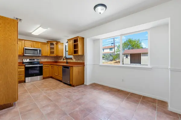 117 E Blancas DR, Copperas Cove, TX 76522