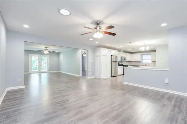 12102 Missel Thrush CT, Austin, TX 78750