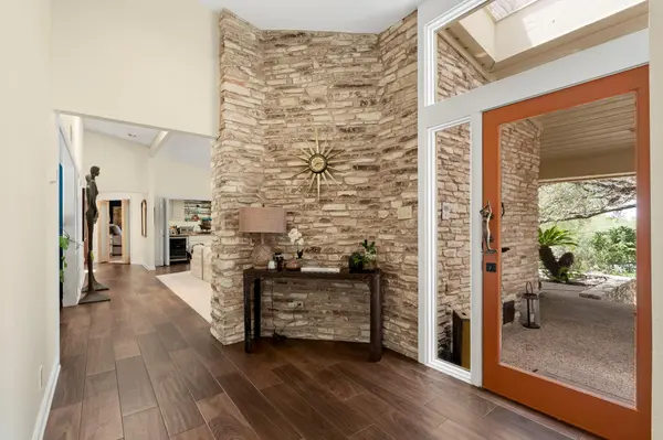 930 Electra, Lakeway, TX 78734